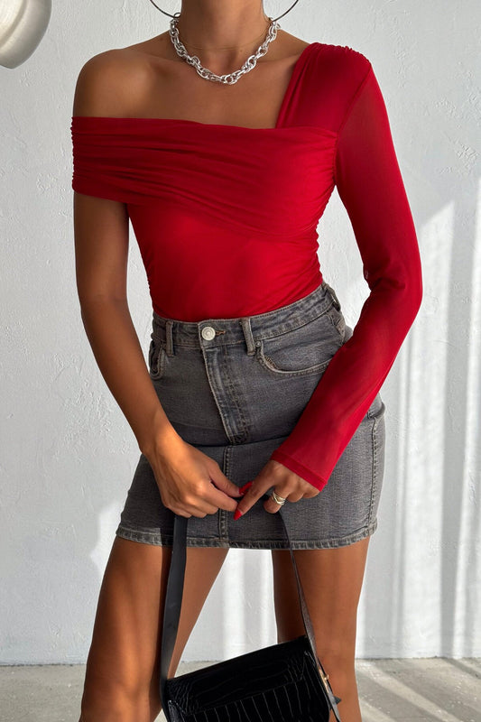 Crop One-Shoulder Tulle-Detail Blouse - Red