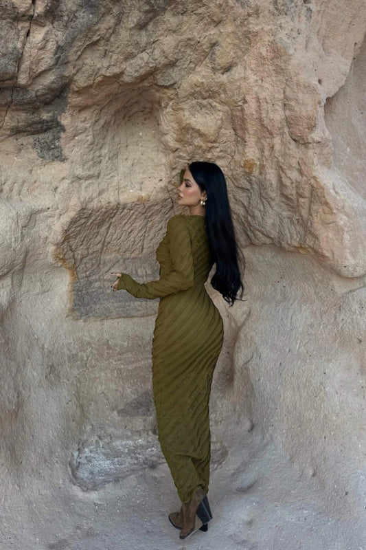 Long Reverse Stitch V-Neck Dress - Green