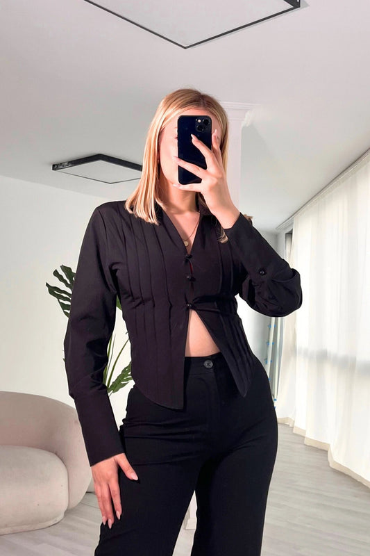 Poplin Low-Cut Button-Detail Shirt - Black