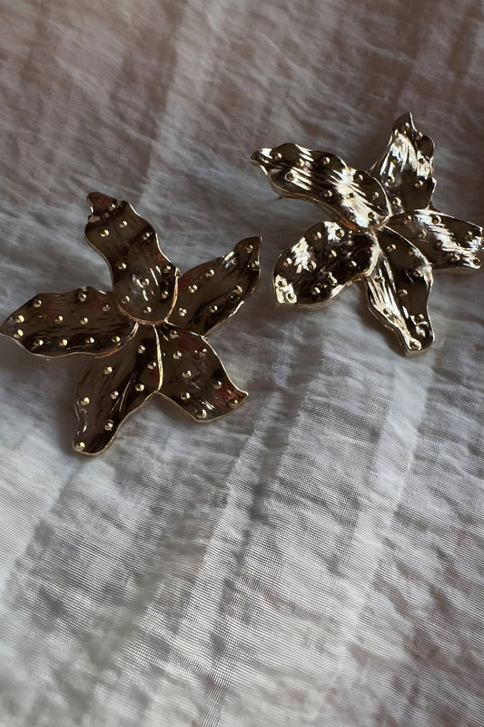 Dotted Flower Earrings - Gold
