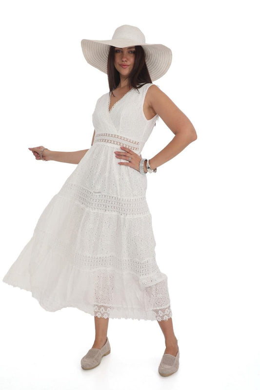 Long Lace Italian Filsto Detailed Dress - White