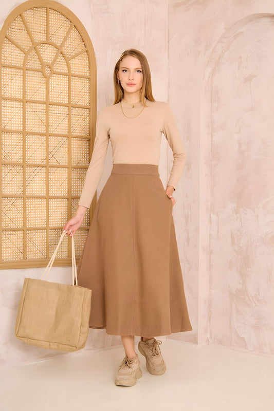 Long Narrow-Fit High-Waist Flared Cashmere-Textured Pocket Skirt - Brown