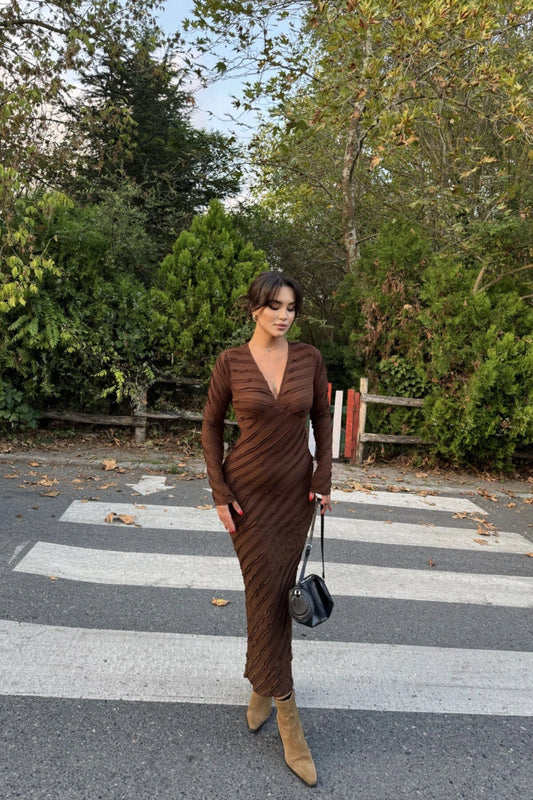 Long Reverse Stitch V-Neck Dress - Brown