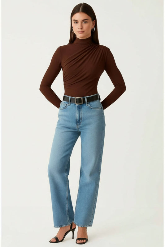 Long-Sleeved Ruched Blouse - Brown