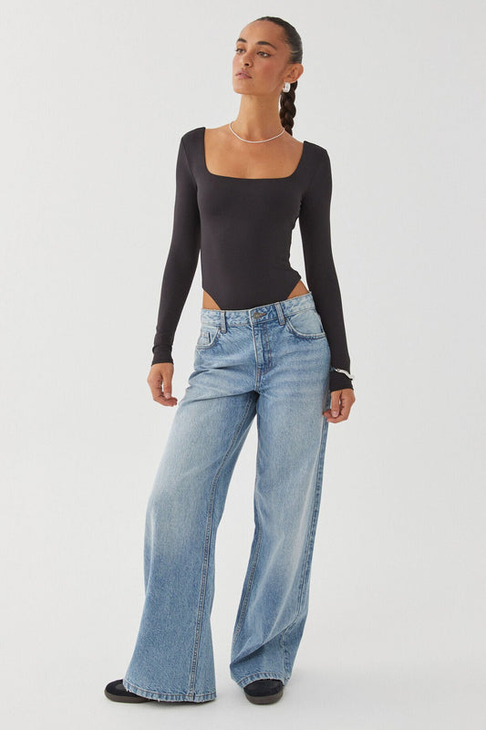 Long Sleeved Square Neck Snap-Button Bodysuit - Black