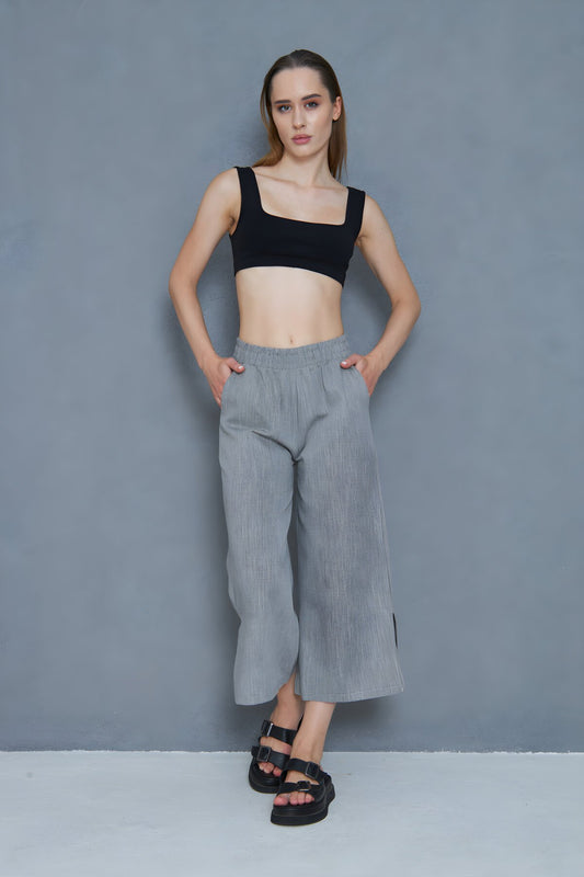 Relaxed Linen Capri Bermuda Pants - Black